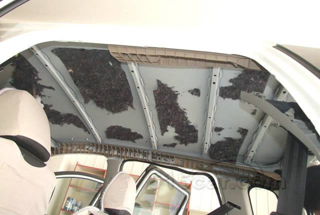 原车顶棚钢板有一些吸声棉